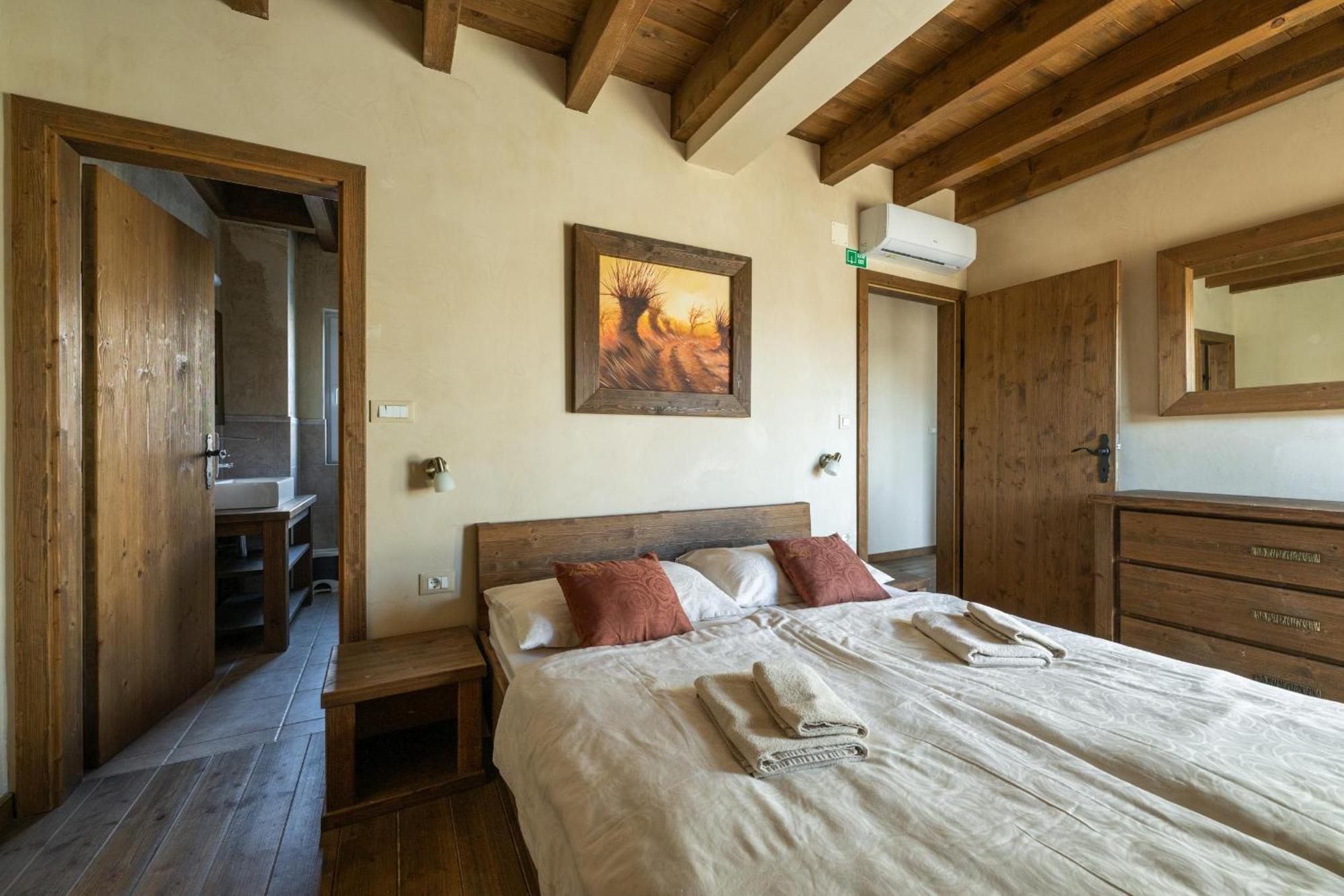 Villa Castagna Near The Sea With Private Pool And Sauna Premantura Buitenkant foto
