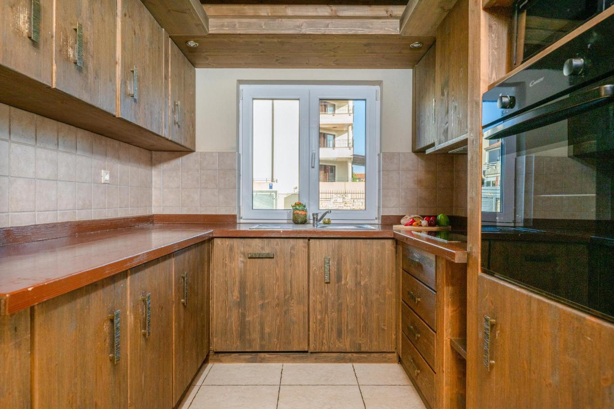 Villa Castagna Near The Sea With Private Pool And Sauna Premantura Buitenkant foto
