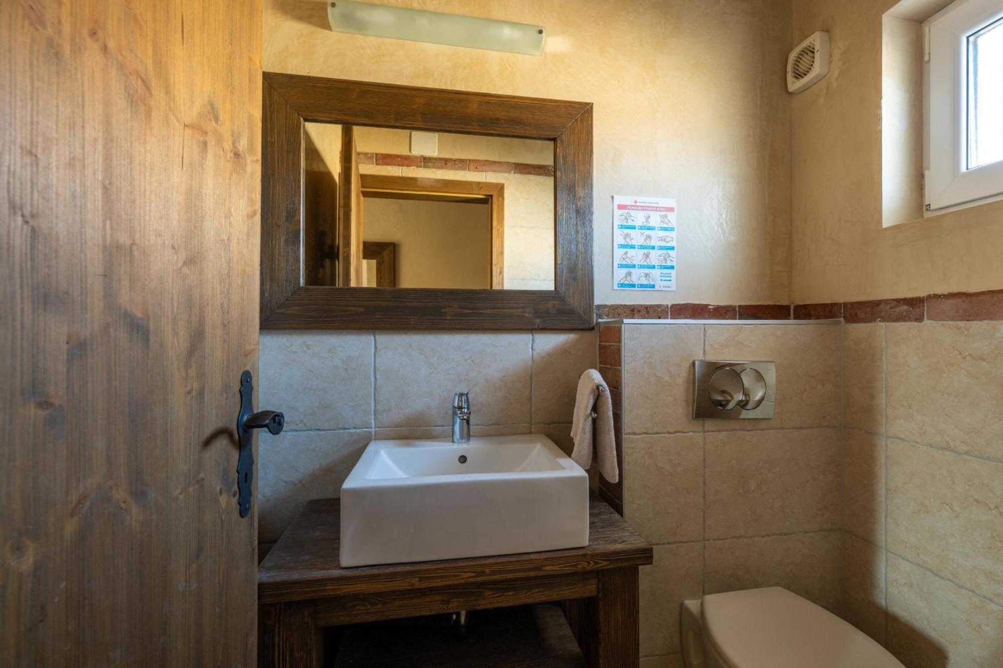 Villa Castagna Near The Sea With Private Pool And Sauna Premantura Buitenkant foto