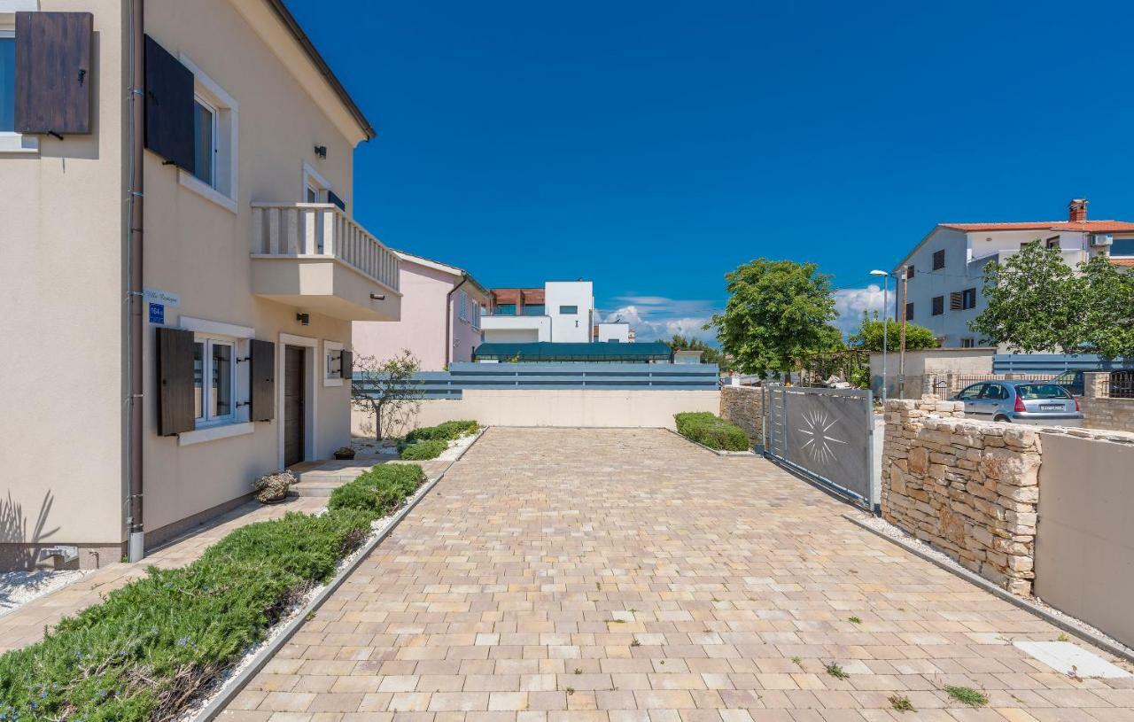 Villa Castagna Near The Sea With Private Pool And Sauna Premantura Buitenkant foto